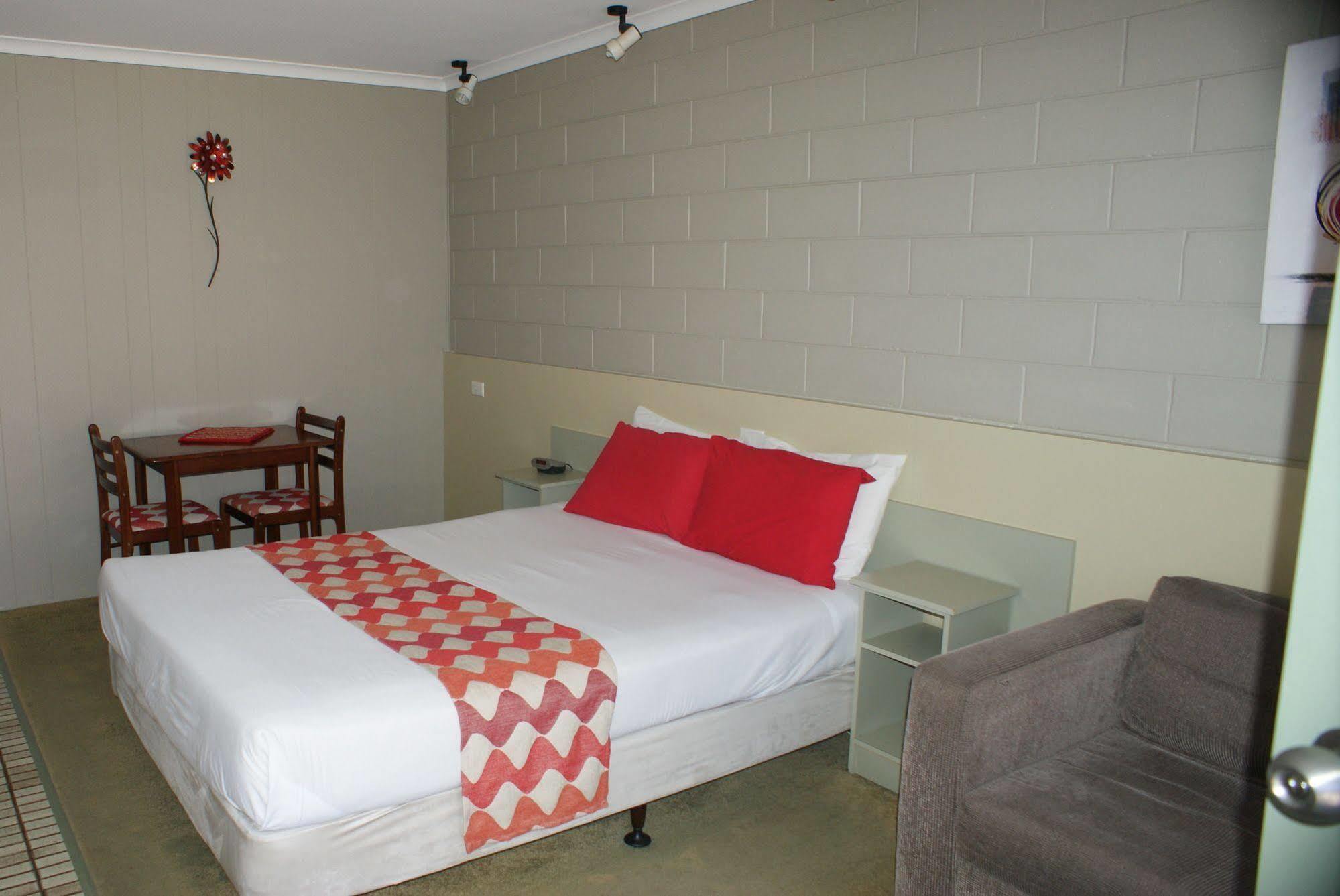 לייקס אינטרנס Sandbar Motel מראה חיצוני תמונה